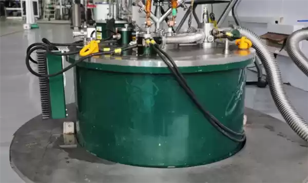 我国研制成功35.1万高斯全超导磁体创纪录