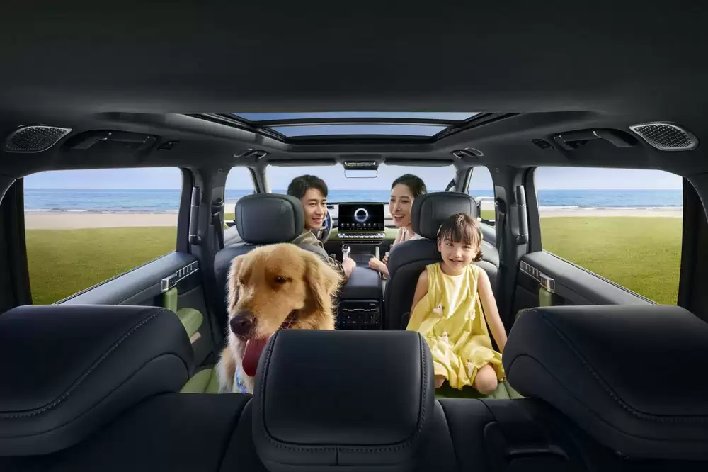 猛士M817智能座舱