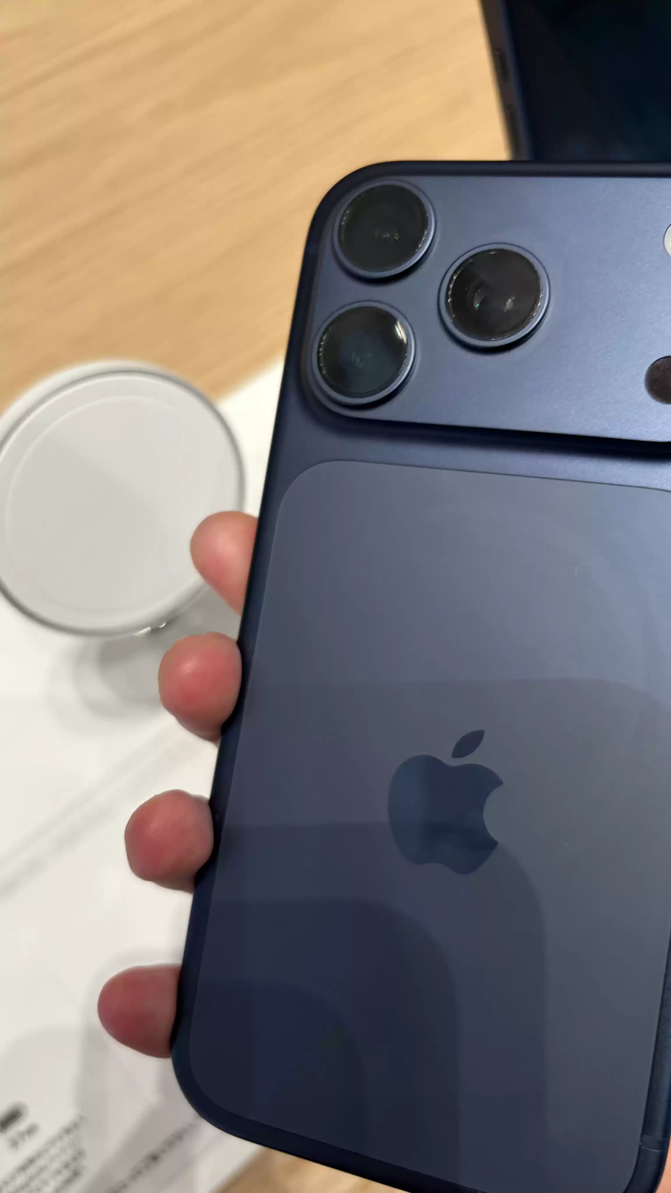 苹果零售店采取措施，解决