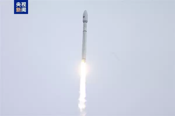 低轨卫星互联网示意图