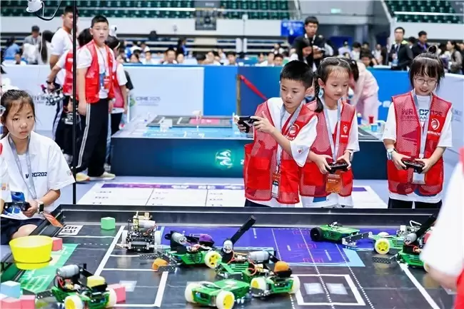 科技少年筑梦科技城 2025世界机器人大赛绵阳锦标赛盛大启幕