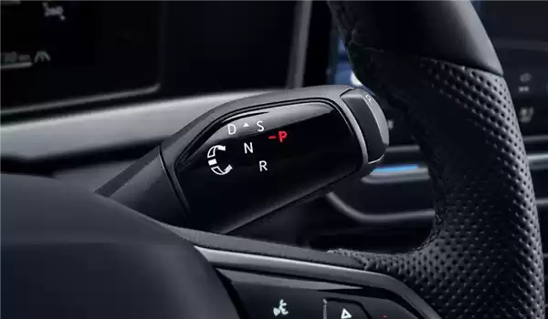 曾经的神车便宜了 大众新款帕萨特Pro上市：一口价16.99万起