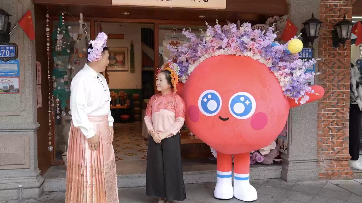 当科技香韵与非遗簪花共舞，华硕a豆寻香泉州与未来“香”遇