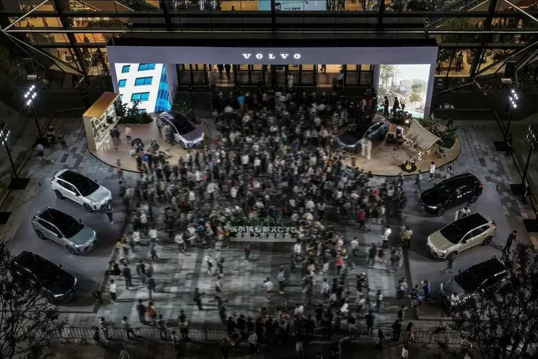 沃尔沃XC70惊艳亮相