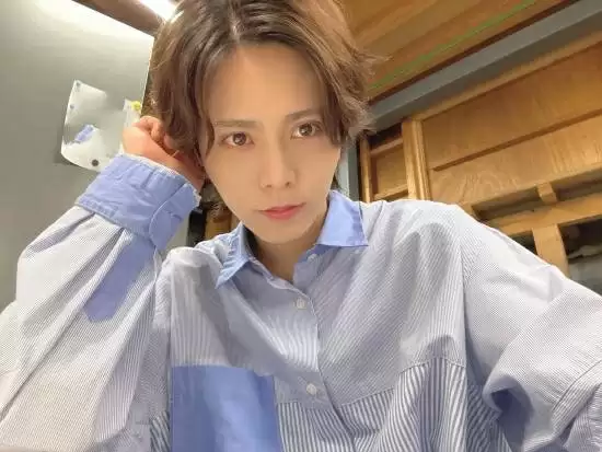 《寂静岭f》角色和演员对比！全是俊男靓女