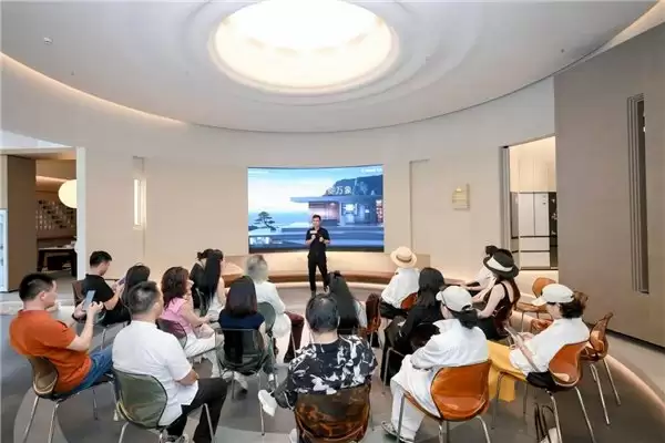 从控氧保鲜到平嵌美学，卡萨帝冰箱为何总能率先打破行业边界？