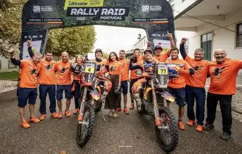 丹尼尔·桑德斯葡萄牙站封王加冕2025世界拉力赛总冠军