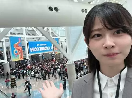 日本OL上班女走红全球