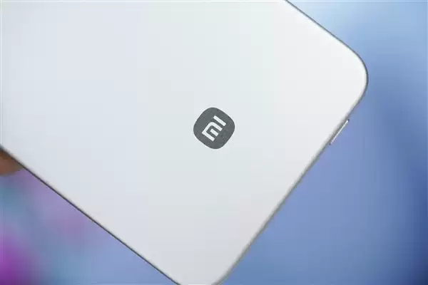 299元的小米金沙江磁吸充电宝卖断货：闲鱼加价到400多