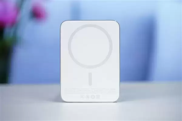 299元的小米金沙江磁吸充电宝卖断货：闲鱼加价到400多