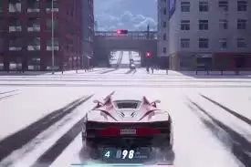 团队协作应对天气变化