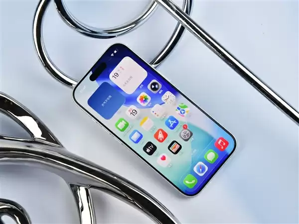 iPhone 17/17 Pro体验对比 这3000我建议你别花