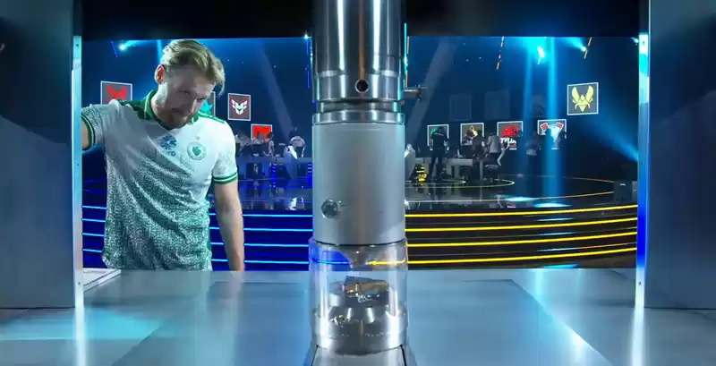 NiKo赛后坦言：淘汰表哥huNter-很纠结！亲手摧毁G2的钥匙感觉很爽