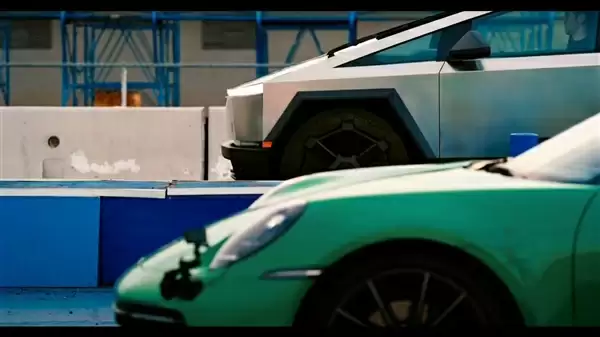 称超越保时捷911