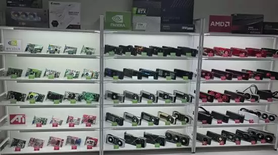 韩国博主晒30年显卡收藏:从NV1到RTX
