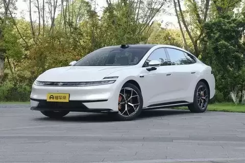 启源A06开启预订，15万级纯电增程中型轿车新选择