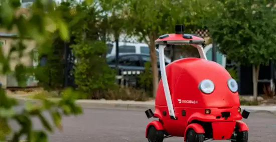 DoorDash推自研送餐机器人Dot