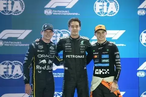 拉塞尔夺F1新加坡站杆位