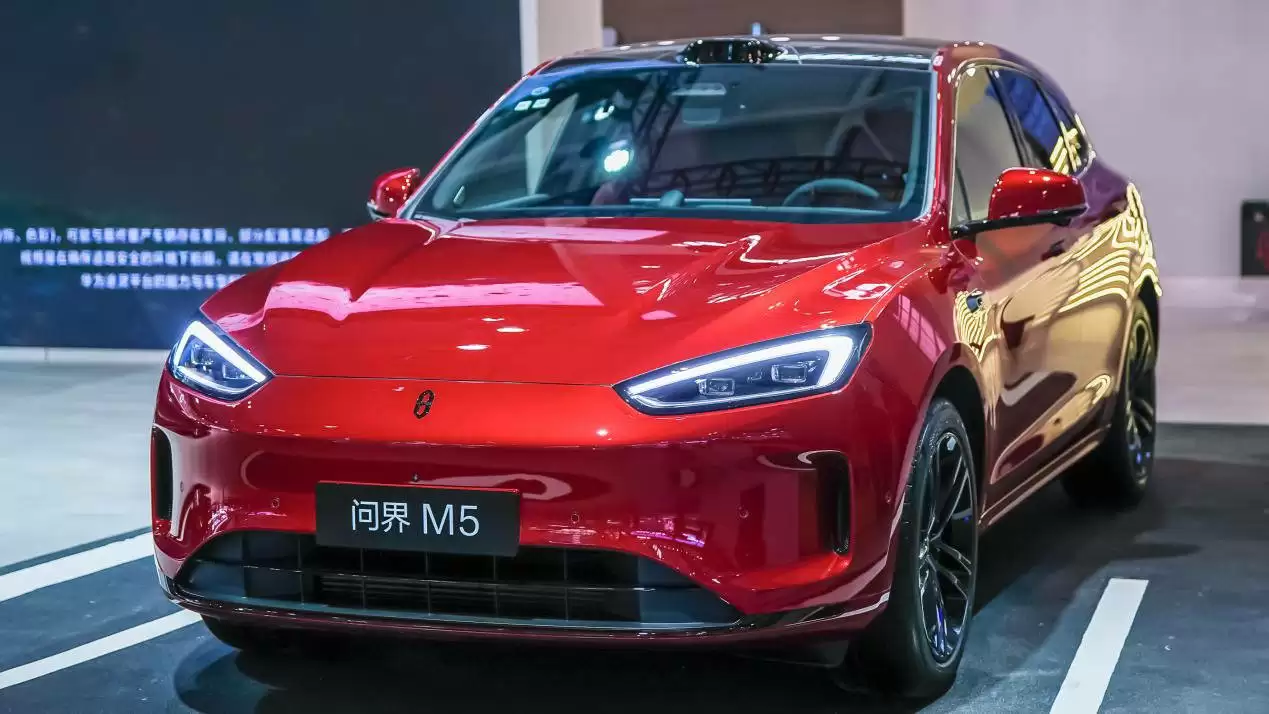 问界新M5 Ultra底盘