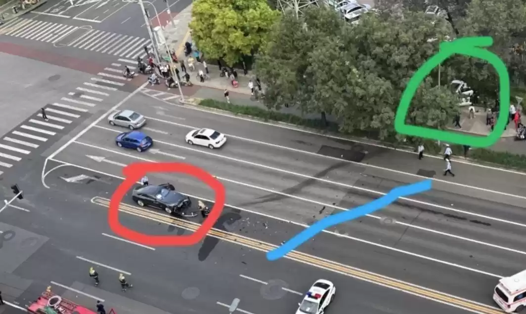 陈震介绍车辆视频截图