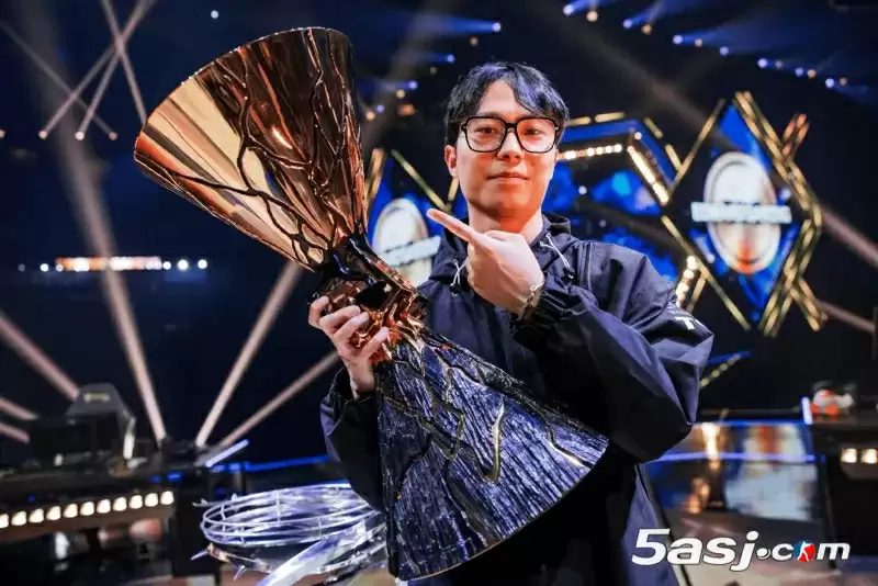 EDG（无畏契约）分部发布人员变动公告：教练唐时俊(ID: