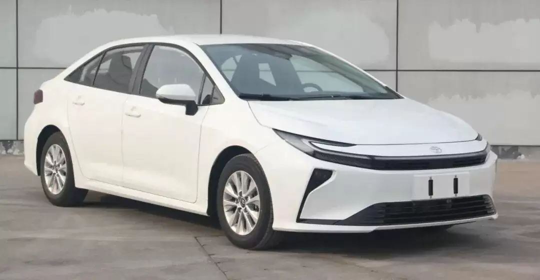 新款天籁PLUS外观展示