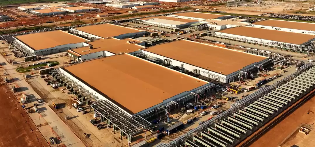 奥尔特曼:感受不到 GPT-5 变强,是因为你还不够「专业」