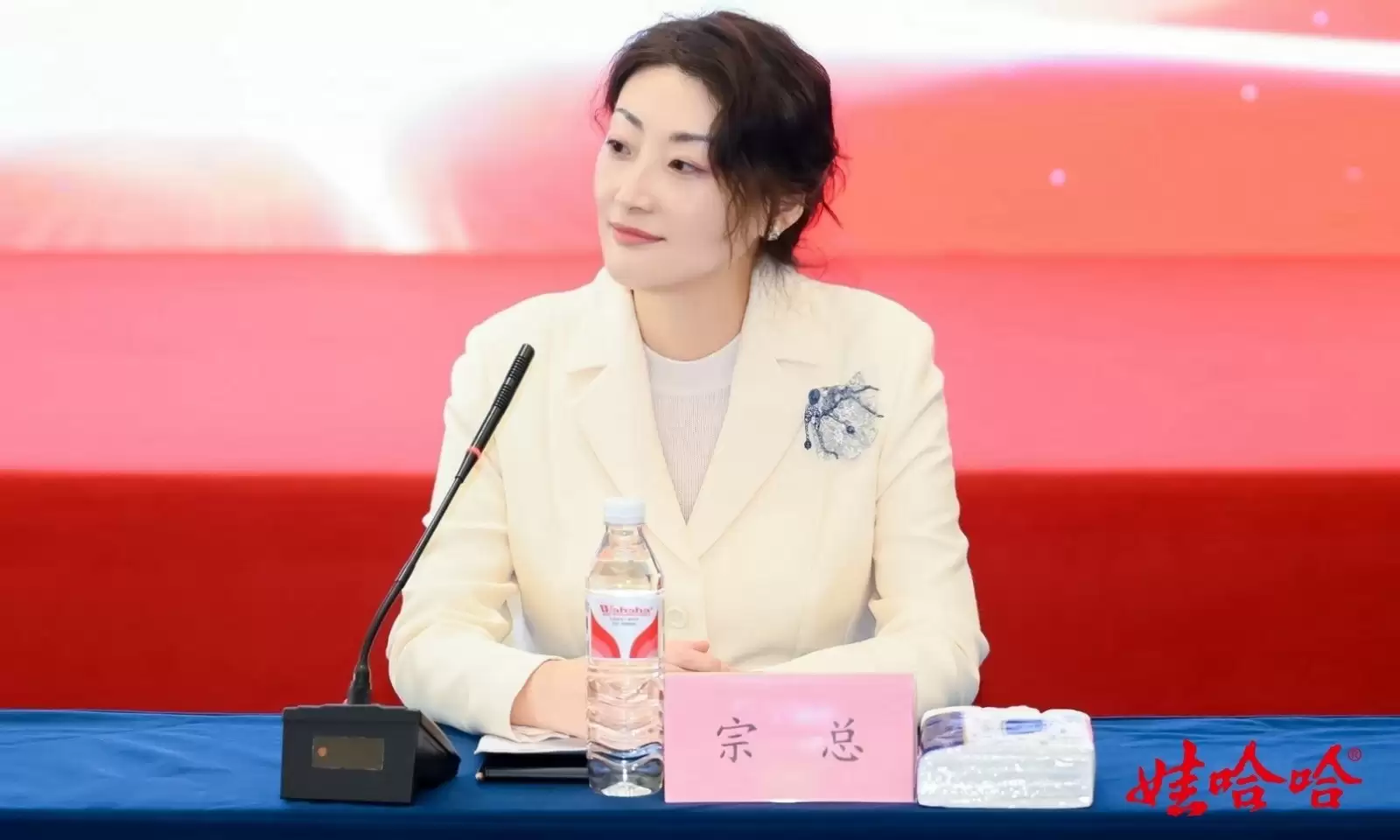 娃哈哈宗馥莉被“同父异母弟妹”起诉，争夺20亿美元遗产！