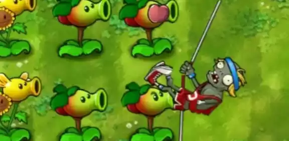 机甲坚果僵尸战斗形态