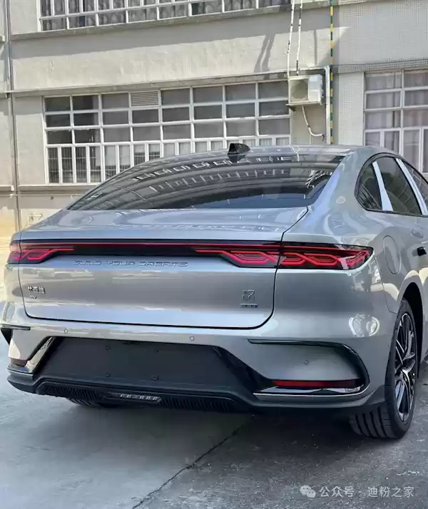 26款比亚迪汉加推版外观首曝!将于10月10日上市:混动新增245km版本