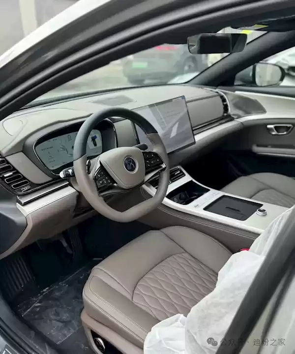 26款比亚迪汉加推版外观首曝！将于10月10日上市：混动新增245km版本