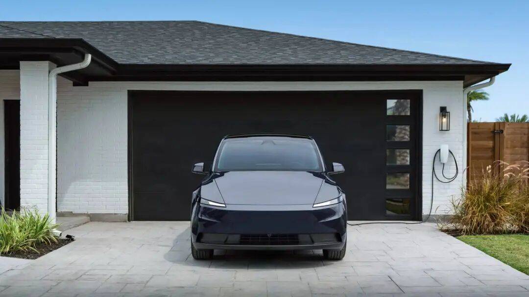 特斯拉Model 3与Model Y标准版新车型亮相美国官网，国产版售价或迎新低