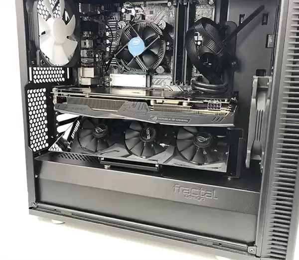 魔镜魔镜告诉我:谁是世界上最美丽的显卡