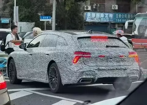 上汽奥迪A7L Sportback路试曝光，2026年上市