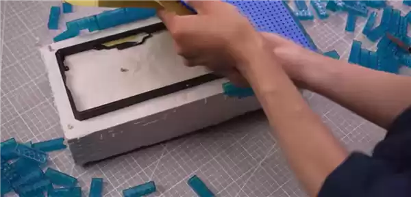 揭秘全球唯一黄金版RTX 5090D！6公斤黄金 神秘大佬买走