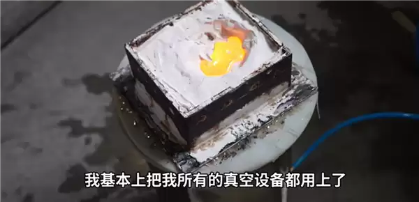 揭秘全球唯一黄金版RTX 5090D！6公斤黄金 神秘大佬买走