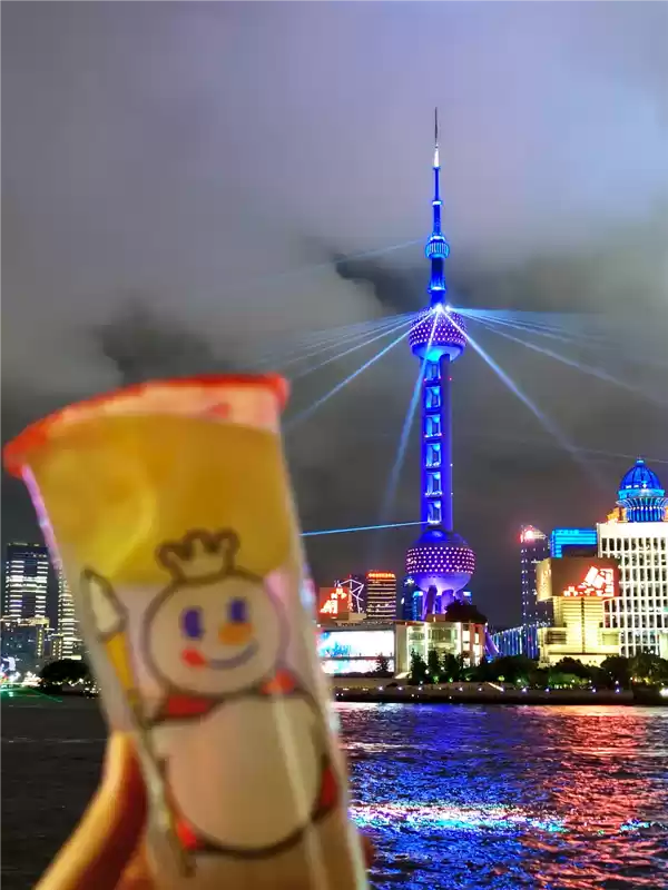 蜜雪冰城:居然成了东南亚的抽象之王