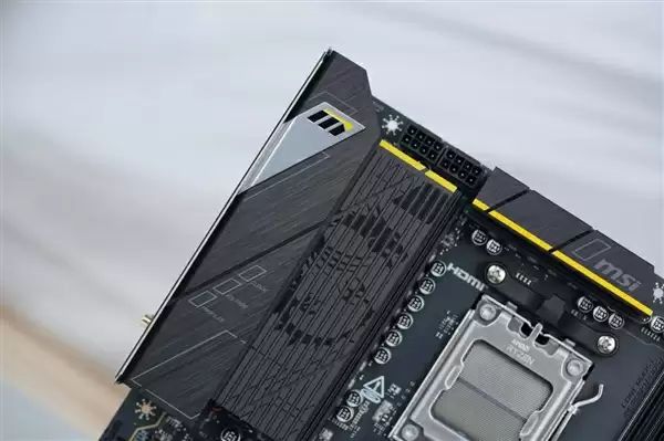 支持多种CPU调整外频!微星B850MPOWER主板图赏