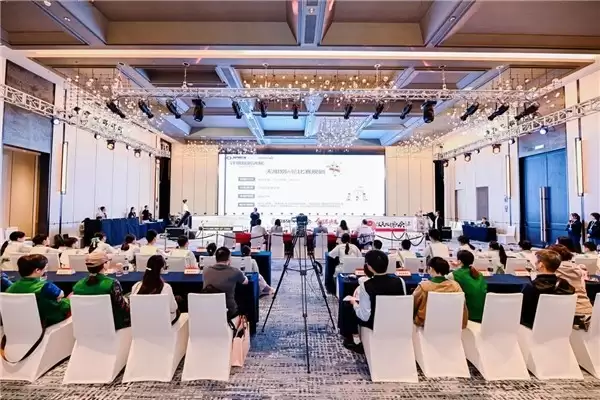 汉英双拼决战洛阳