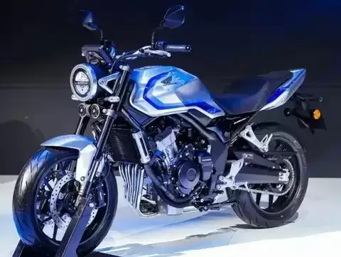 本田CB500SF或售39980元引爆中量级摩托车市场竞争