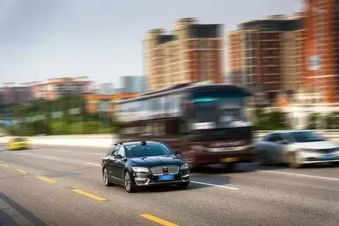 男子醉驾谎称智能驾驶被罚