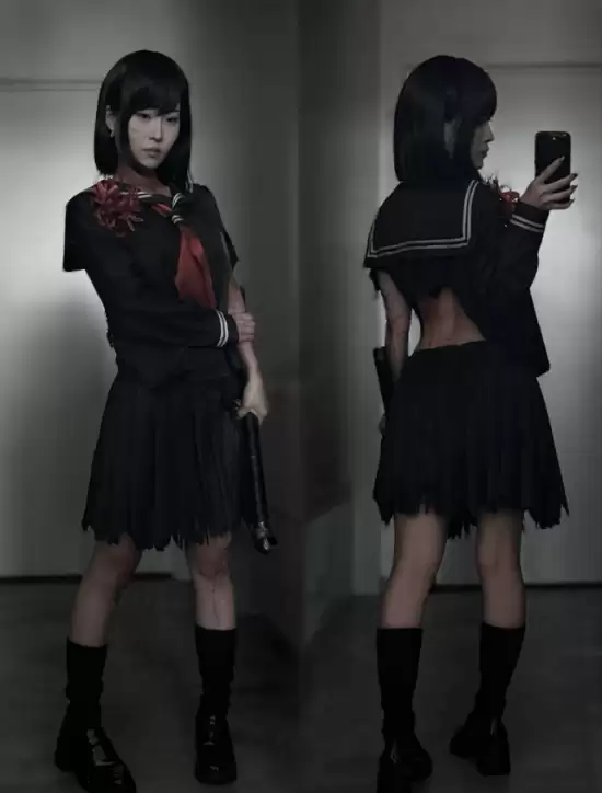 樱花妹COS《寂静岭f》女主太还原 气质美貌更胜一筹