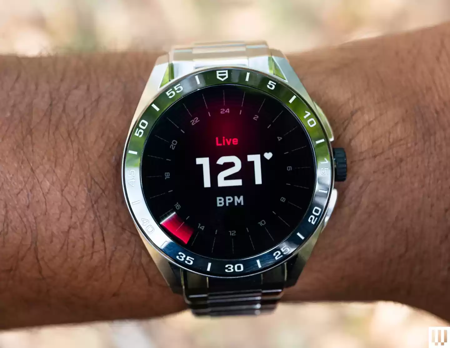 70% 用户是果粉：泰格豪雅新手表 Calibre E5 挥别谷歌 Wear OS，自研系统专为 iPhone 优化