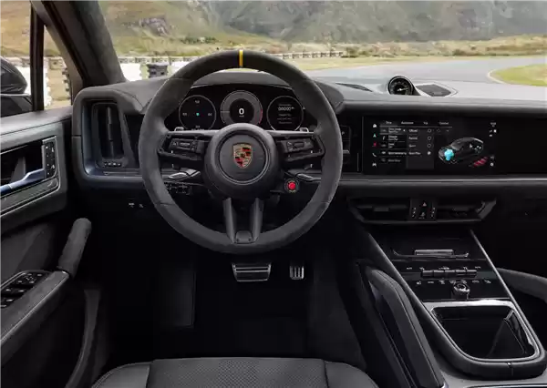 保时捷坚持保留实体按键:用户需求驱动设计回归