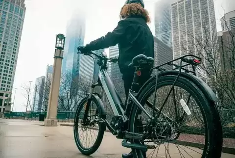 电动摩托车品牌Fuell低价清盘，创始人转战音乐领域