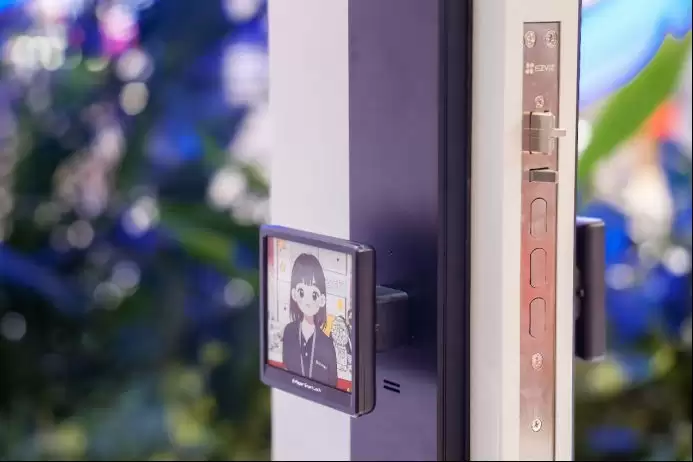 AI智能锁迎拐点 引领者缘何“花落”萤石？