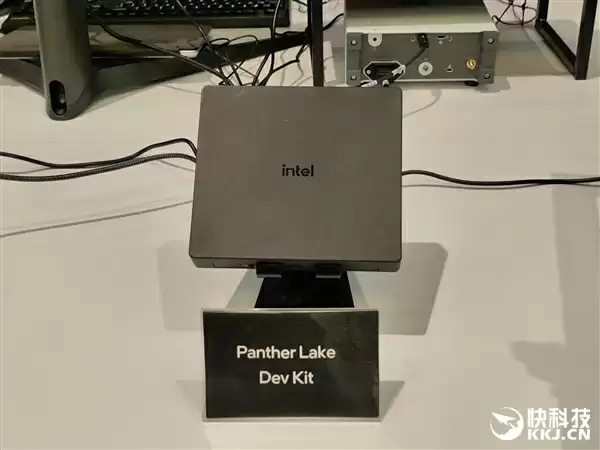 Intel Panther Lake首次公开演示：功耗之低 难以置信！