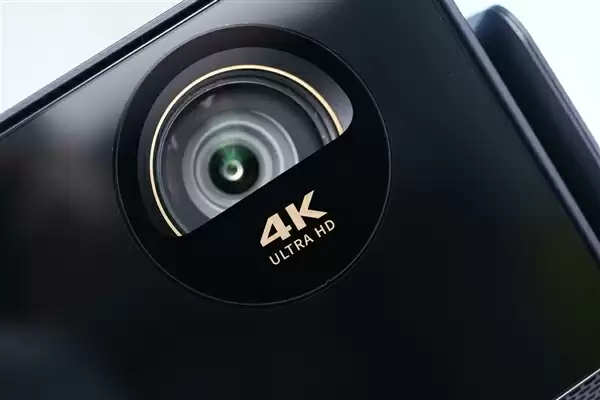 4500 CVIA超高流明！当贝S7 Ultra Pro图赏