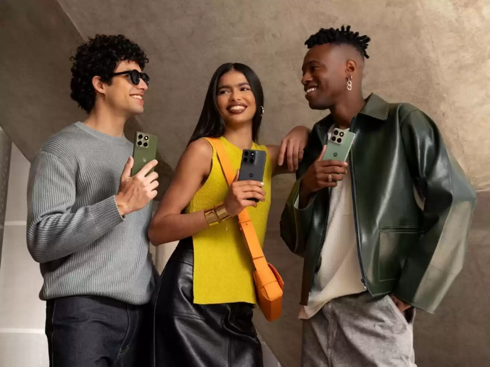 摩托罗拉最薄手机：Edge