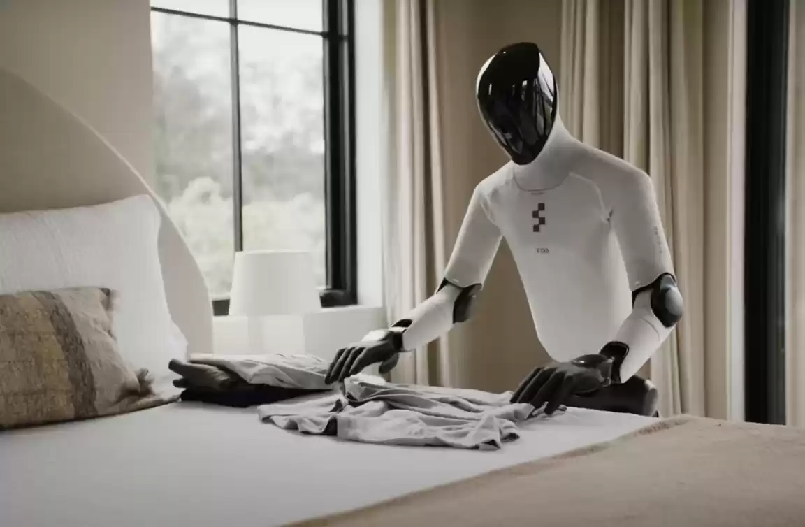 Figure 03 人形机器人登场：身高 1.68 米、续航 5 小时，能洗碗叠衣包揽家务